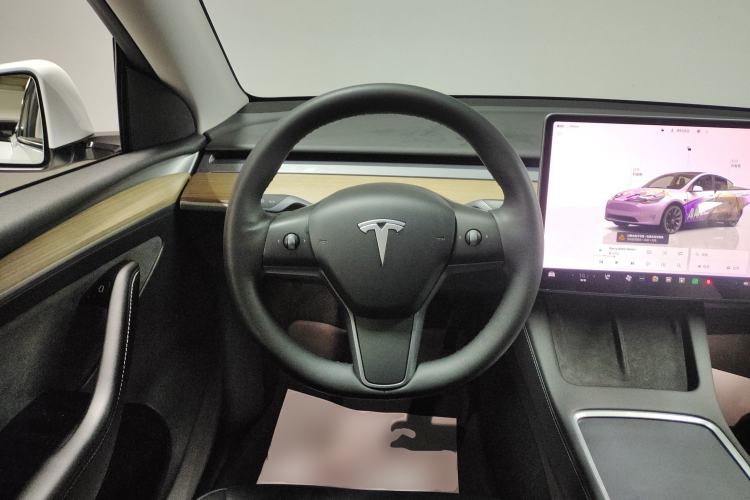 Used Tesla Model Y 2022 Revised Version Rear-Wheel Drive Steering Wheel