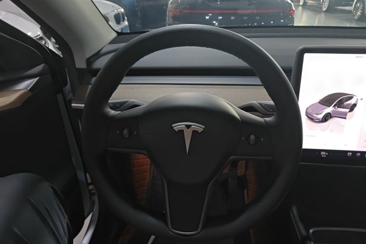 Used Tesla Model Y 2022 Revised Version Rear-Wheel Drive Steering Wheel