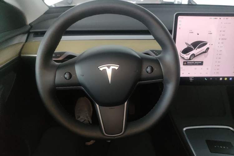 Used Tesla Model Y 2022 Revised Version Rear-Wheel Drive Steering Wheel