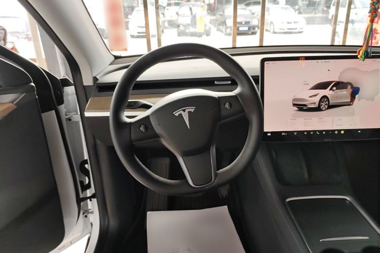 Used Tesla Model Y 2022 Rear-Wheel-Drive Version Steering Wheel
