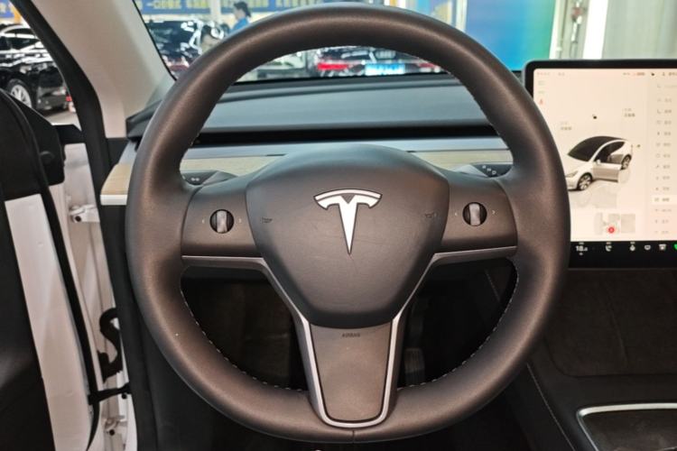 Used Tesla Model Y 2022 Revised Version Long-Range All-Wheel Drive Steering Wheel