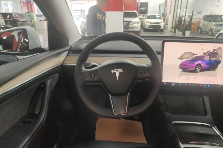 Used Tesla Model Y 2022 Revised Version Rear-Wheel Drive Steering Wheel
