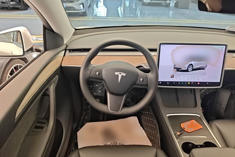 Used Tesla Model Y 2022 Revised Version Rear-Wheel Drive Steering Wheel