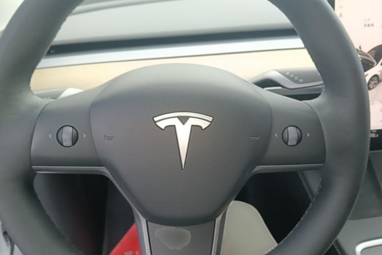 Used Tesla Model Y 2022 Revised Version Long-Range All-Wheel Drive Steering Wheel