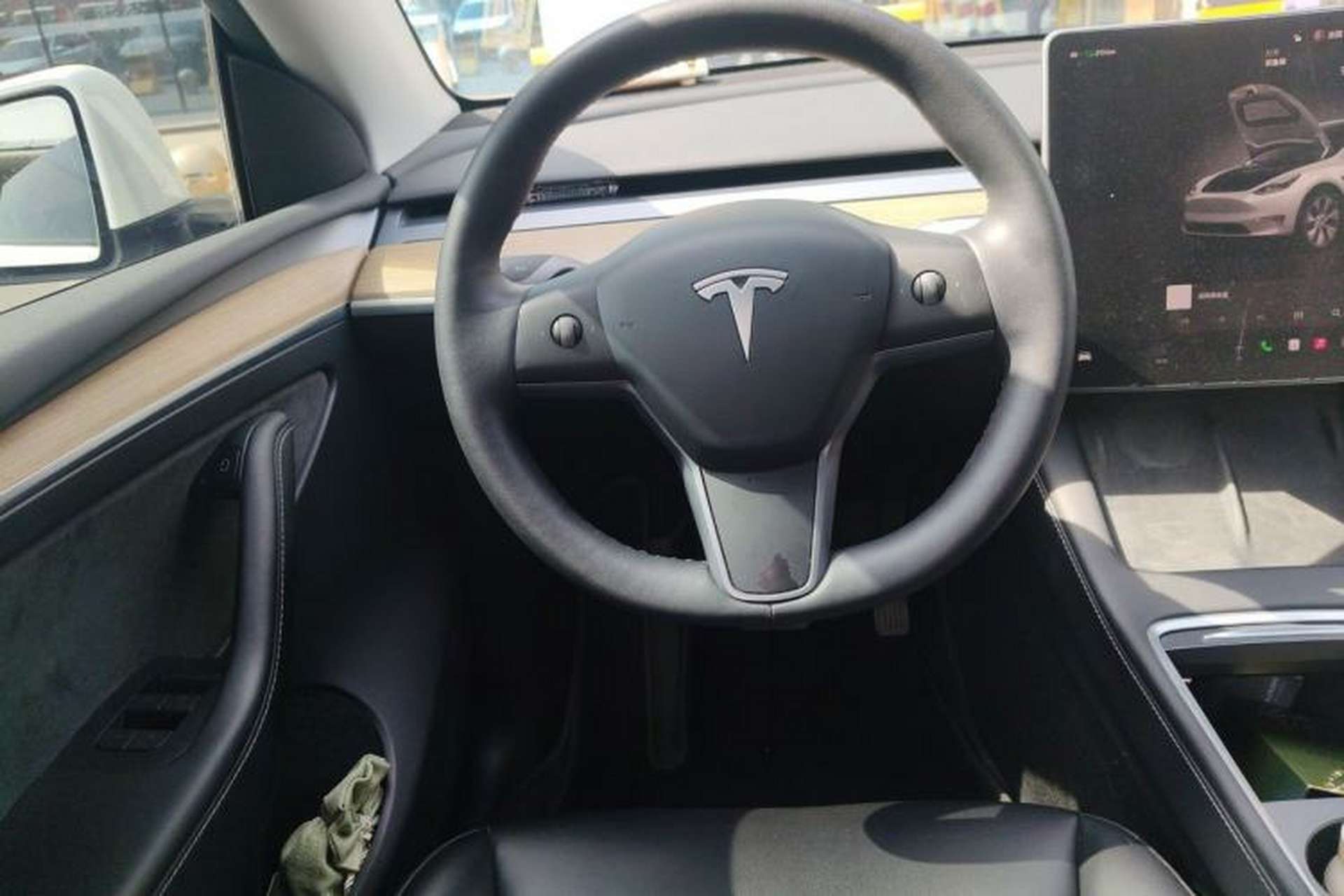 Used Tesla Model Y 2022 Rear-Wheel-Drive Version Steering Wheel