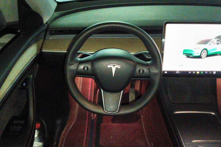 Used Tesla Model Y 2022 Revised Version Rear-Wheel Drive Steering Wheel