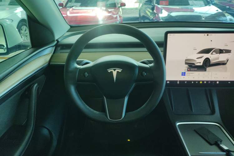 Used Tesla Model Y 2022 Revised Version Rear-Wheel Drive Steering Wheel