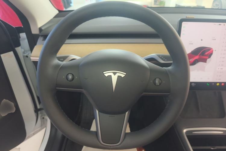 Used Tesla Model Y 2022 Revised Version Long-Range All-Wheel Drive Steering Wheel