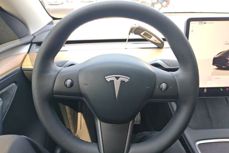 Used Tesla Model Y 2022 Revised Version Rear-Wheel Drive Steering Wheel
