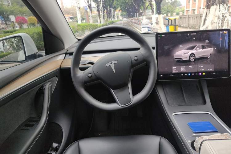 Used Tesla Model Y 2022 Revised Version Rear-Wheel Drive Steering Wheel
