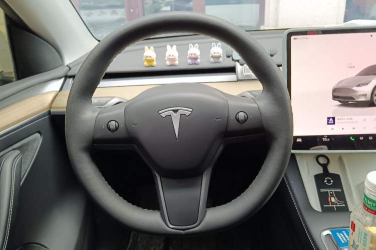 Used Tesla Model Y 2022 Revised Version Rear-Wheel Drive Steering Wheel