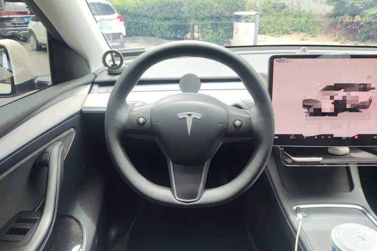 Used Tesla Model Y 2022 Rear-Wheel-Drive Version Steering Wheel