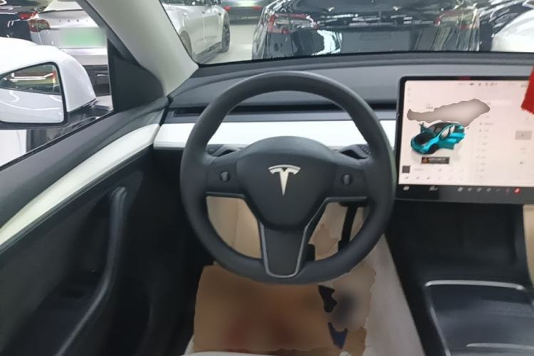 Used Tesla Model Y 2022 Revised Version Rear-Wheel Drive Steering Wheel