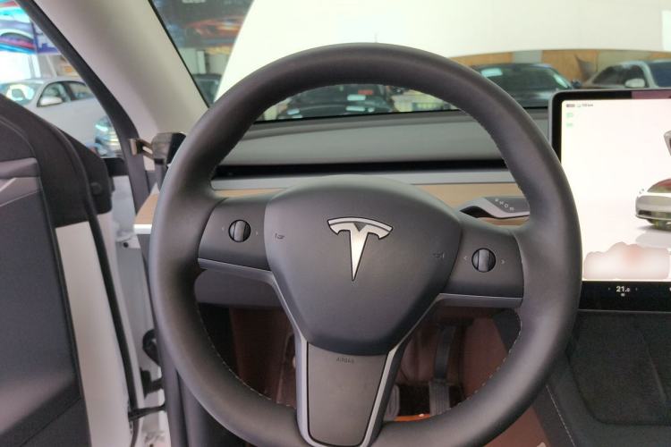 Used Tesla Model Y 2022 Revised Version Rear-Wheel Drive Steering Wheel