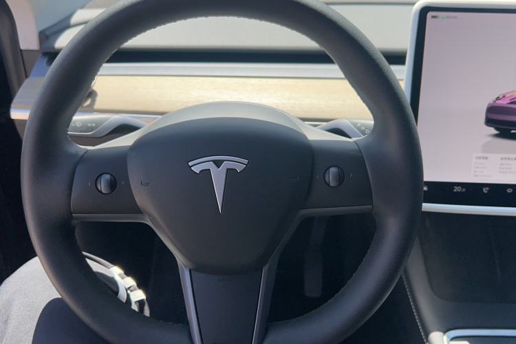 Used Tesla Model Y 2022 Revised Version Rear-Wheel Drive Steering Wheel