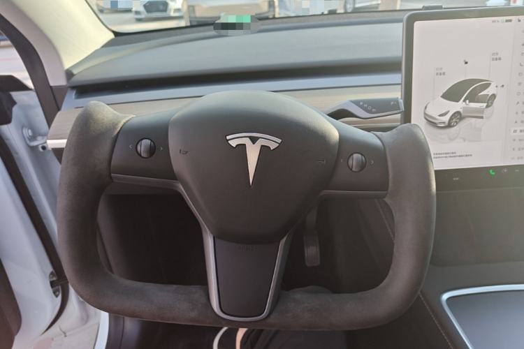 Used Tesla Model Y 2022 Revised Version Rear-Wheel Drive Steering Wheel
