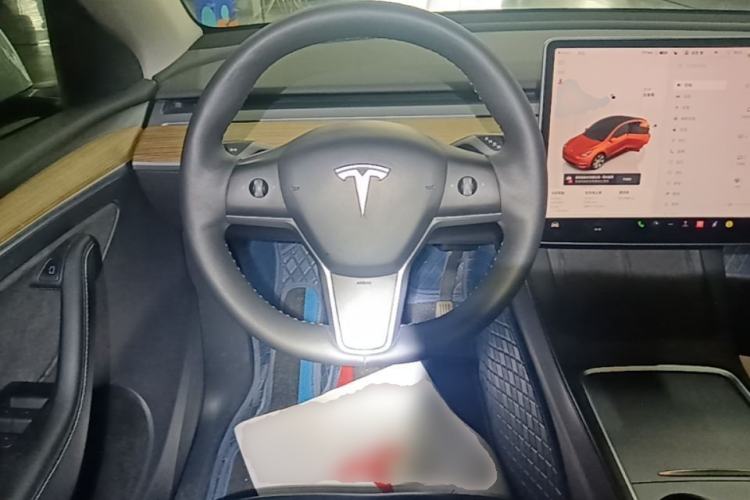 Used Tesla Model Y 2022 Revised Version Rear-Wheel Drive Steering Wheel