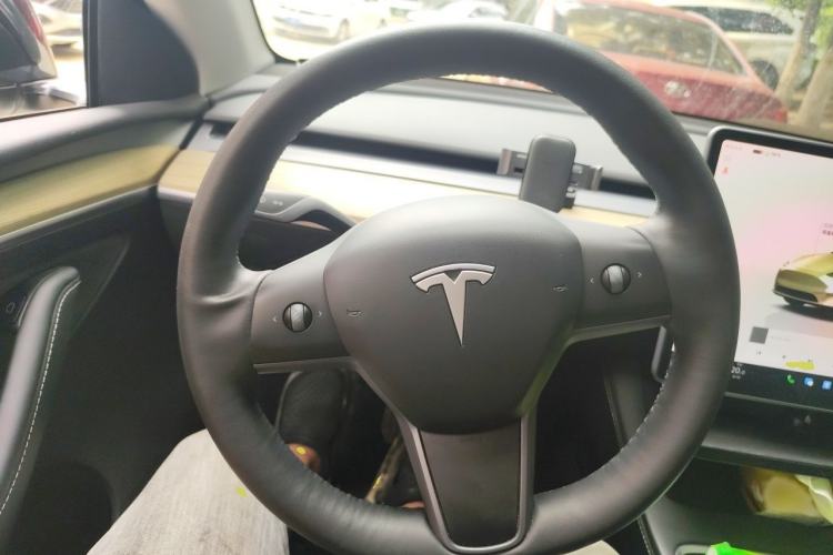 Used Tesla Model Y 2022 Revised Version Long-Range All-Wheel Drive Steering Wheel