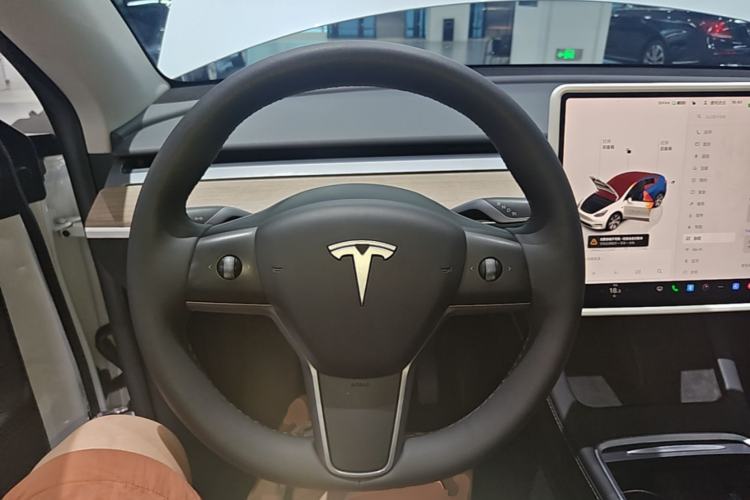 Used Tesla Model Y 2022 Revised Version Rear-Wheel Drive Steering Wheel