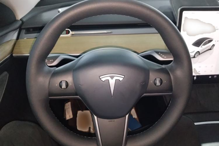 Used Tesla Model Y 2022 Revised Version Rear-Wheel Drive Steering Wheel