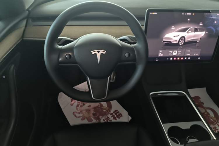 Used Tesla Model Y 2022 Rear-Wheel-Drive Version Steering Wheel