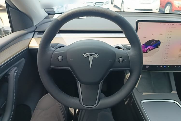 Used Tesla Model Y 2022 Rear-Wheel-Drive Version Steering Wheel