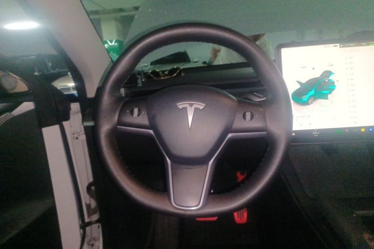 Used Tesla Model Y 2022 Rear-Wheel-Drive Version Steering Wheel