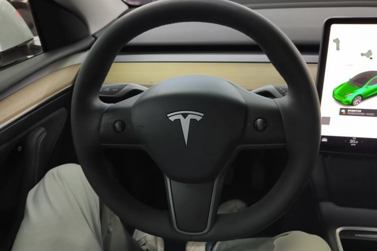Used Tesla Model Y 2022 Revised Version Rear-Wheel Drive Steering Wheel