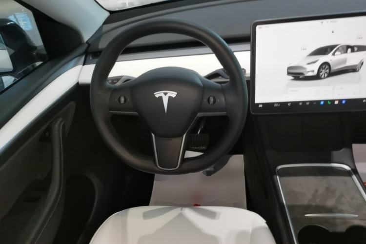 Used Tesla Model Y 2022 Rear-Wheel-Drive Version Steering Wheel