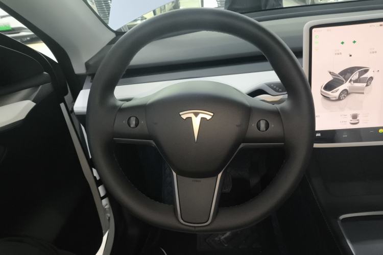 Used Tesla Model Y 2022 Revised Version Rear-Wheel Drive Steering Wheel