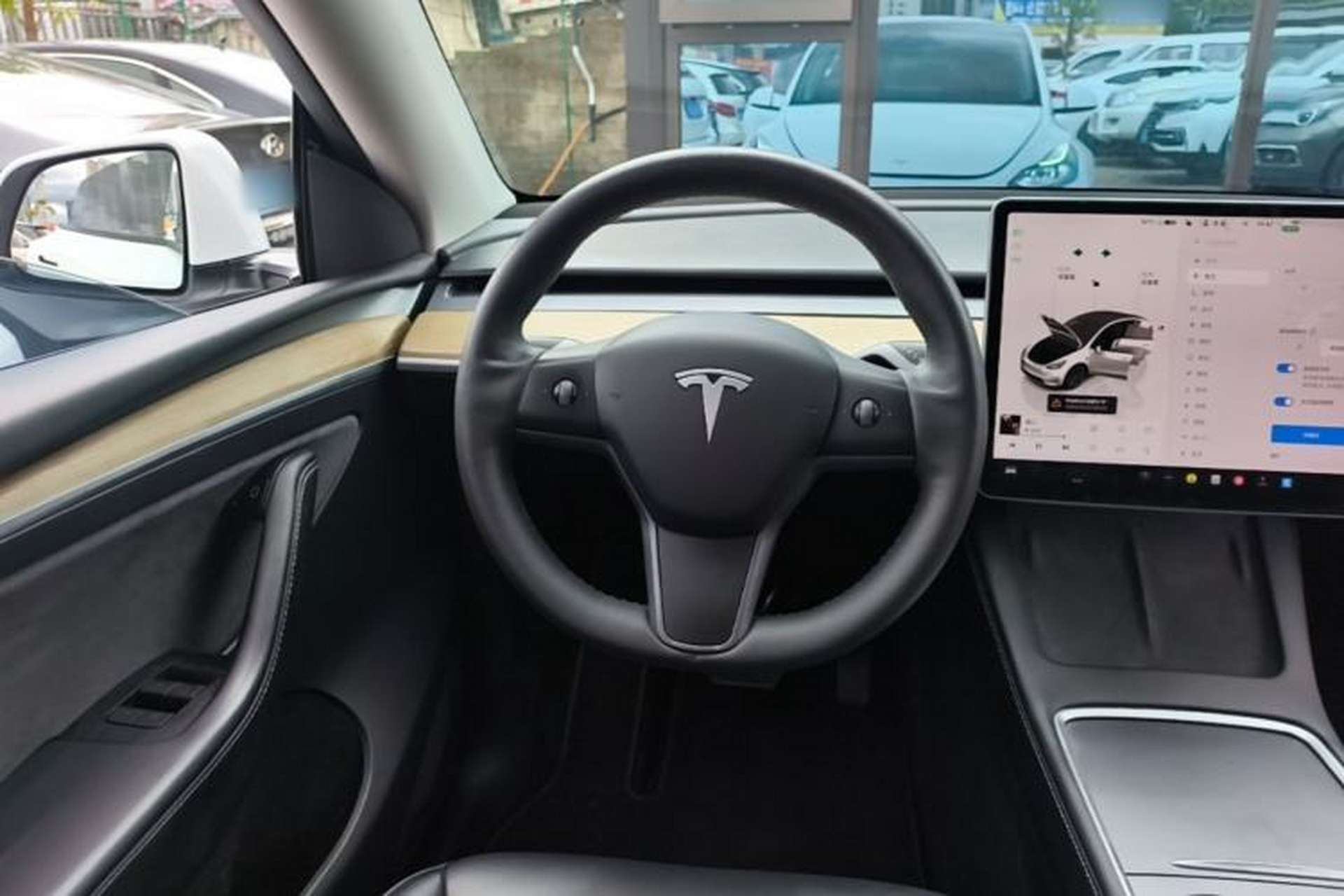 Used Tesla Model Y 2022 Rear-Wheel-Drive Version Steering Wheel