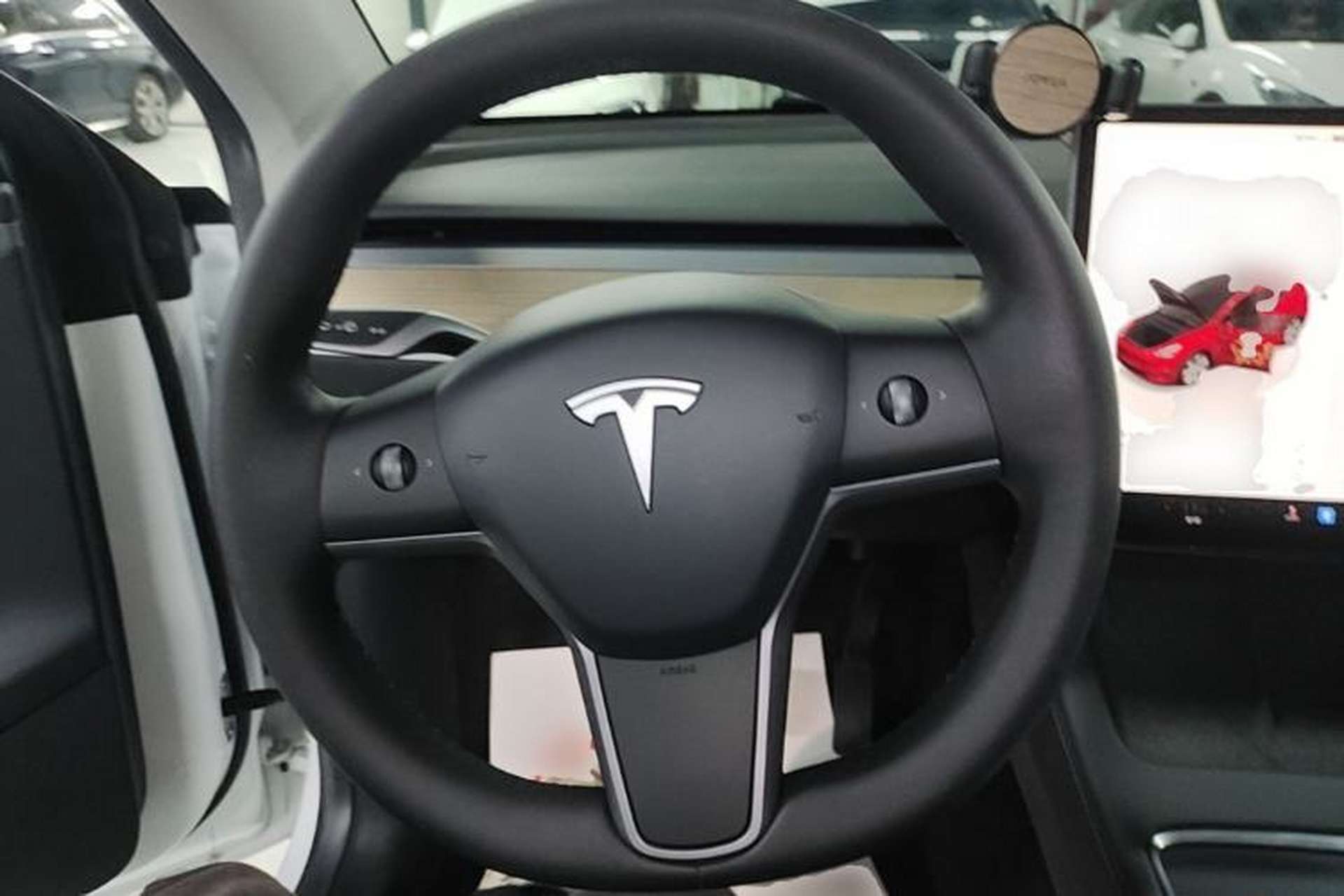 Used Tesla Model Y 2022 Rear-Wheel-Drive Version Steering Wheel