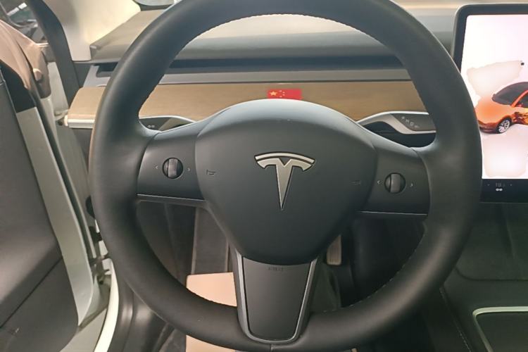 Used Tesla Model Y 2022 Rear-Wheel-Drive Version Steering Wheel
