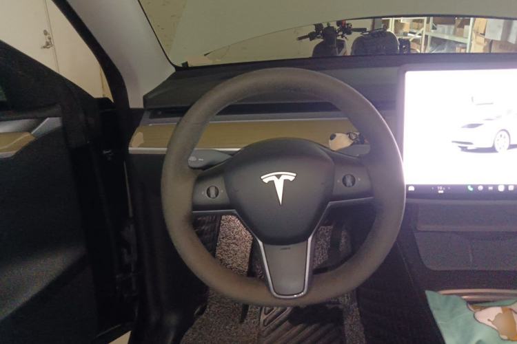 Used Tesla Model Y 2022 Revised Version Rear-Wheel Drive Steering Wheel