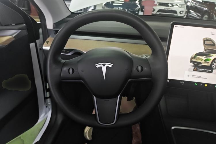 Used Tesla Model Y 2022 Revised Version Rear-Wheel Drive Steering Wheel