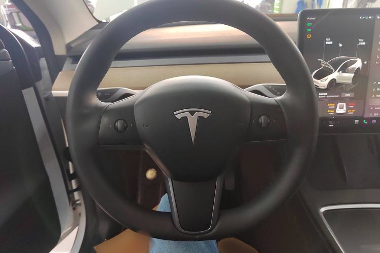 Used Tesla Model Y 2022 Revised Version Long-Range All-Wheel Drive Steering Wheel