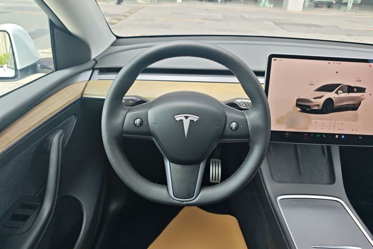 Used Tesla Model Y 2022 Performance High-Performance All-Wheel-Drive Version Steering Wheel