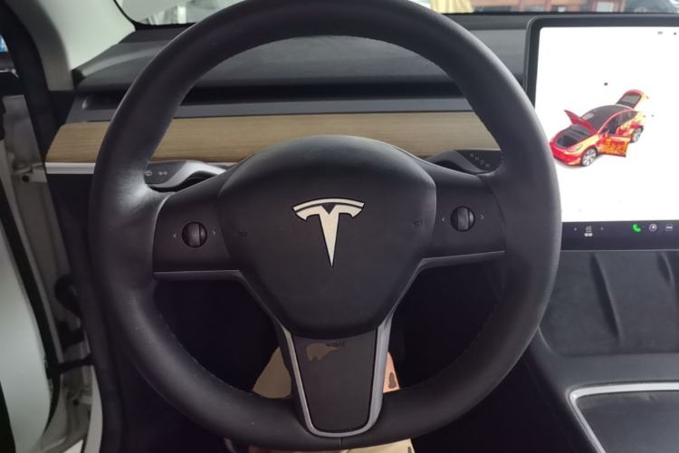 Used Tesla Model Y 2022 Revised Version Rear-Wheel Drive Steering Wheel