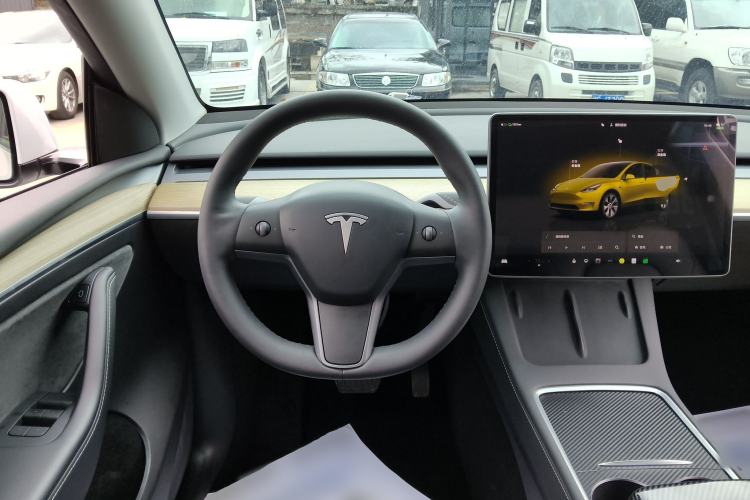Used Tesla Model Y 2022 Revised Version Rear-Wheel Drive Steering Wheel