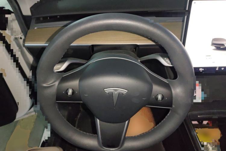 Used Tesla Model Y 2022 Rear-Wheel-Drive Version Steering Wheel