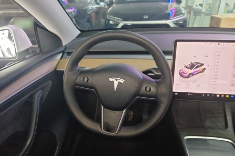 Used Tesla Model Y 2022 Rear-Wheel-Drive Version Steering Wheel