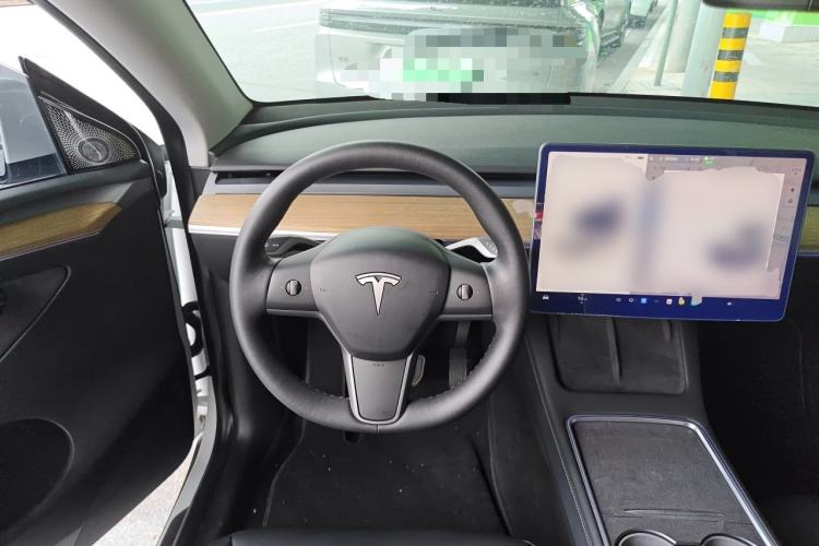 Used Tesla Model Y 2022 Rear-Wheel-Drive Version Steering Wheel
