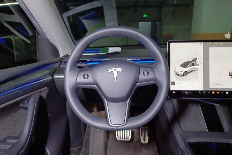 Used Tesla Model Y 2022 Revised Version Rear-Wheel Drive Steering Wheel