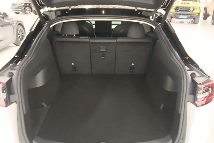 Used Tesla Model Y 2022 Revised Version Rear-Wheel Drive Trunk