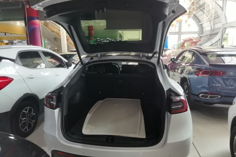 Used Tesla Model Y 2022 Rear-Wheel-Drive Version Trunk