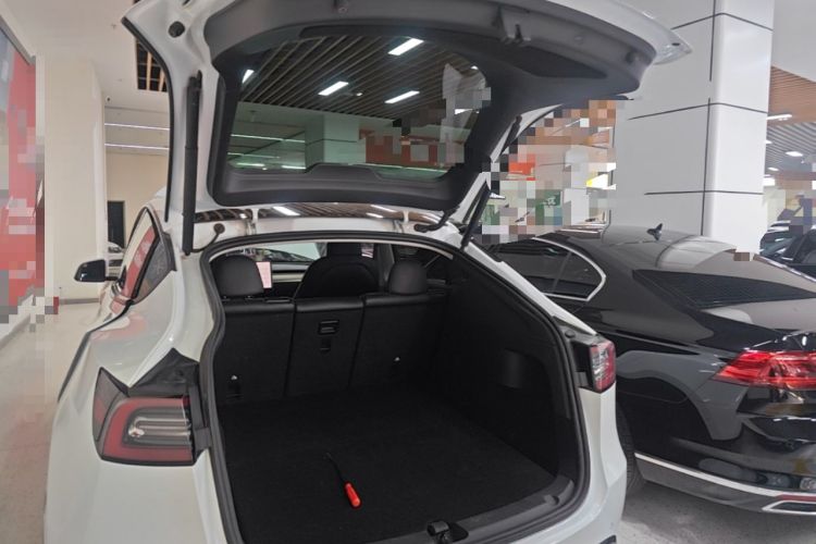 Used Tesla Model Y 2022 Rear-Wheel-Drive Version Trunk