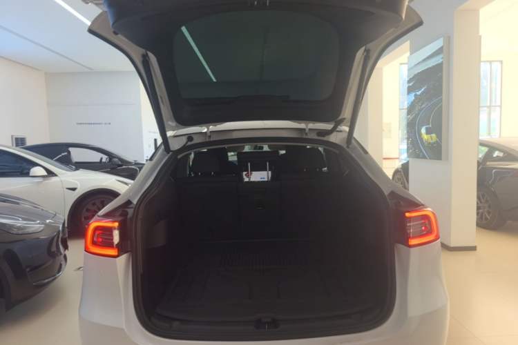 Used Tesla Model Y 2022 Revised Version Long-Range All-Wheel Drive Trunk