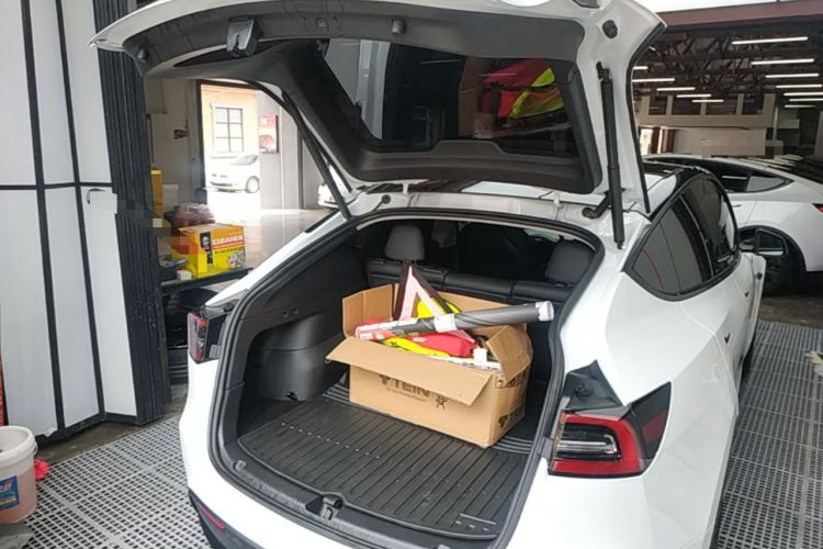 Used Tesla Model Y 2022 Revised Version Rear-Wheel Drive Trunk