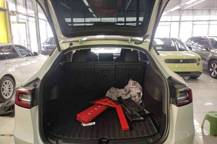 Used Tesla Model Y 2022 Revised Version Rear-Wheel Drive Trunk