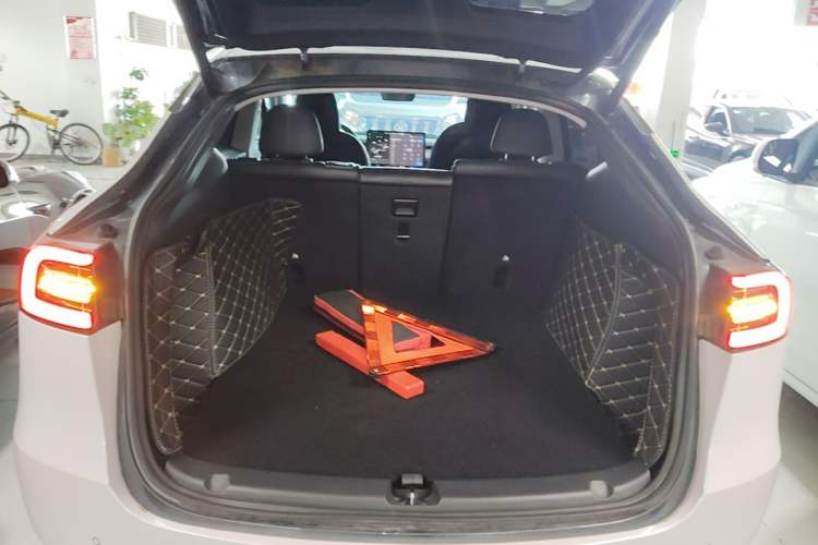 Used Tesla Model Y 2022 Revised Version Rear-Wheel Drive Trunk